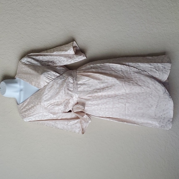 Savanna Jane large champagne leopard print dress - Picture 1 of 15